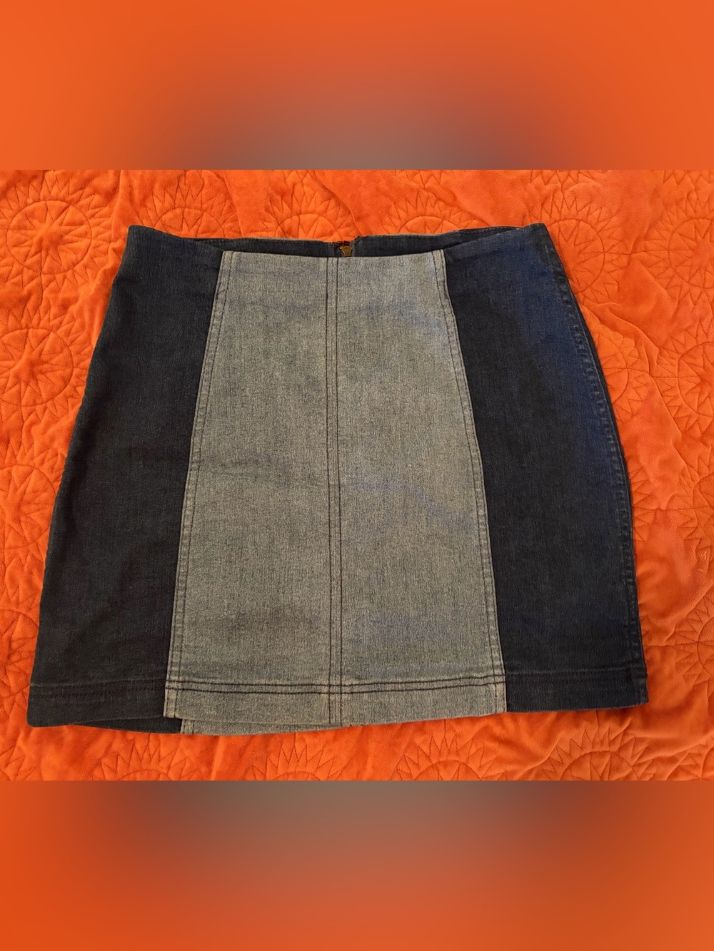 Free People✨Two-Tone Blue Denim Mini Skirt - Picture 12 of 14